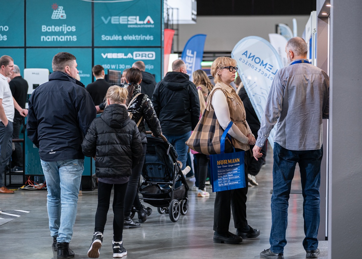 Klaipėdoje – didžiausia Vakarų Lietuvos būsto įrengimo ir statybų paroda „Supernamai/SA.LT“ antra diena 38 Klaipėdoje – didžiausia Vakarų Lietuvos būsto įrengimo ir statybų paroda „Supernamai/SA.LT“